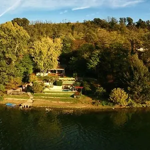 Garonnella Bed & Breakfast