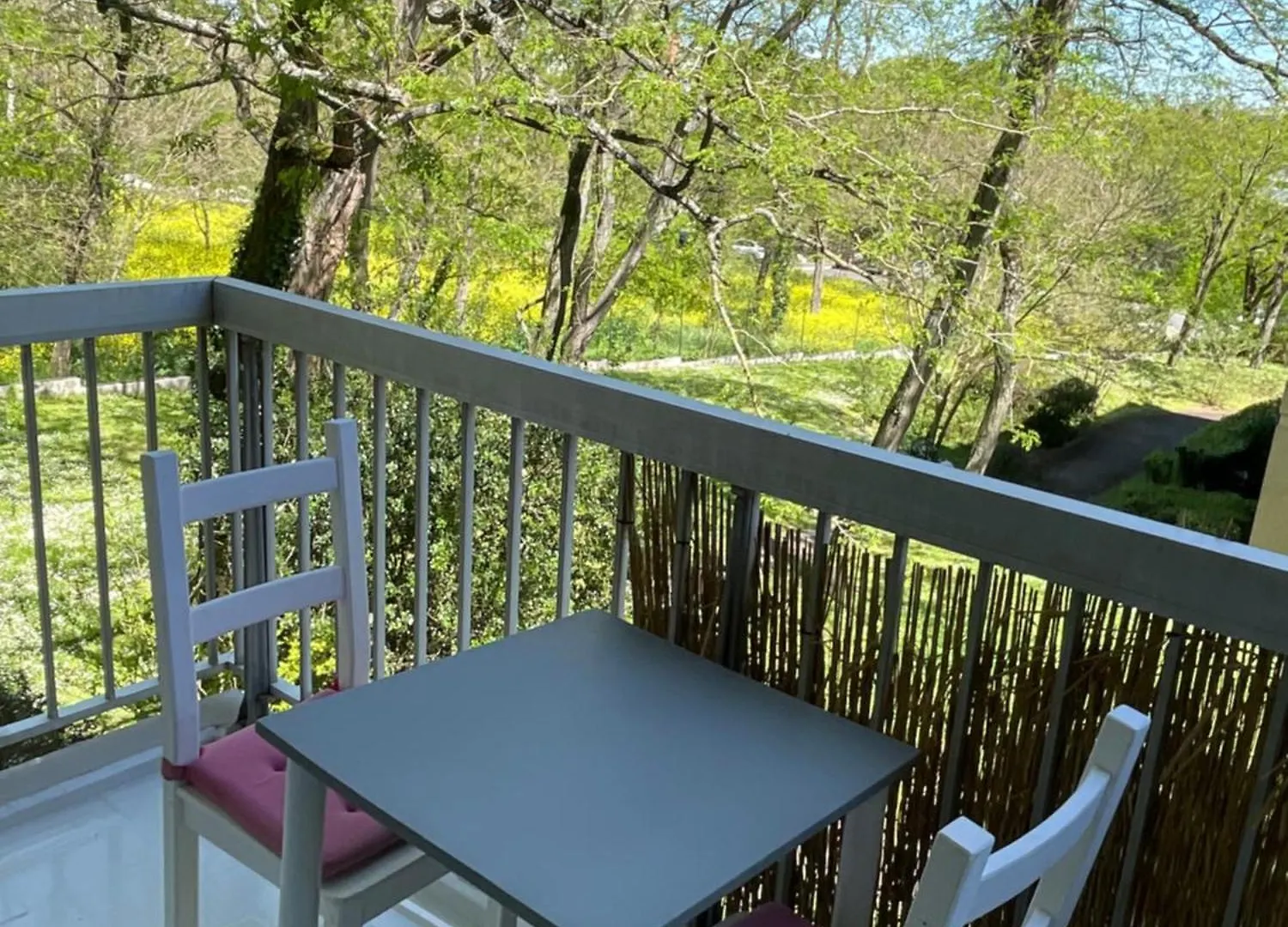 Apartment Charm Of Barry Gardens- Private Parking Tuluza